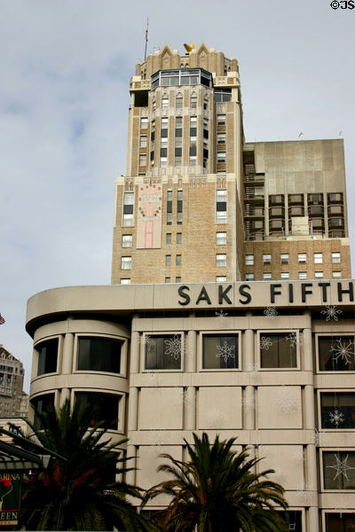 Saks Fifth Avenue (1981) on Union Square before Starlight Room building. San Francisco, CA. Architect: Hellmuth, Obata & Kassabaum.