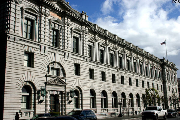 Main Post Office & Federal Court House (1902) (7th at Mission St.). San Francisco, CA. Style: Neo-Baroque. Architect: James Knox Taylor.