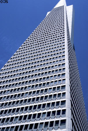 Transamerica Pyramid (1972) (48 floors) (600 Montgomery St.). San Francisco, CA. Architect: William L. Pereira & Assoc..