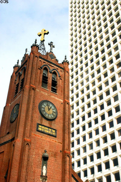 Old Saint Mary's Church (1909) (660 California St. at Grant) & 650 California Street (1964) (34 floors). San Francisco, CA. Architect: Skidmore, Owings & Merrill.
