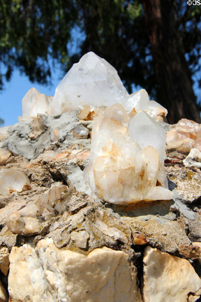 Sculpture of gold bearing quartz on Courthouse lawn. Mariposa, CA.