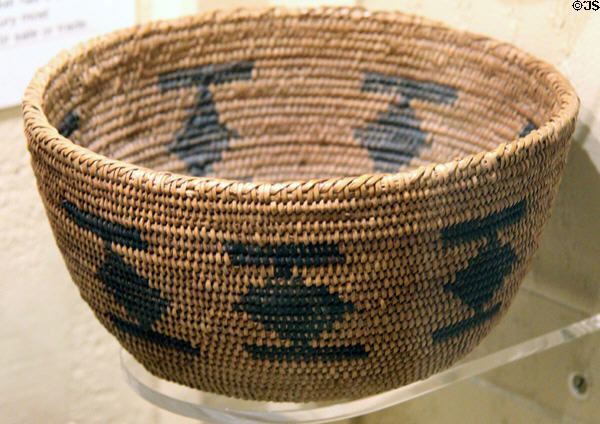Central Me-wuk basket with 3-rod foundation (c1900-20) at Tuolumne County Museum. Sonora, CA.