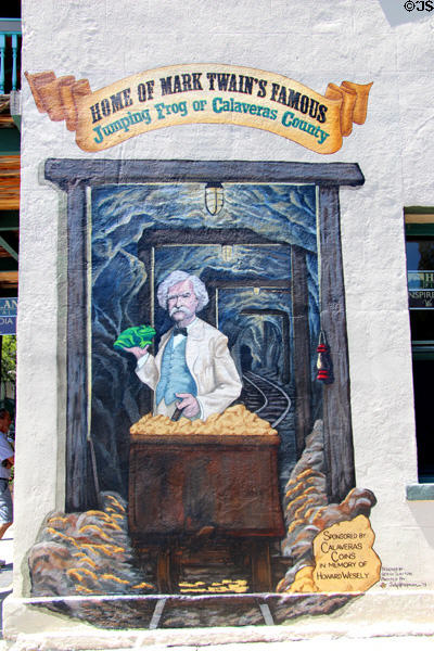 Mural of Mark Twain shows Angels Camp as setting of his famous story, "Jumping Frog of Calaveras County". Angels Camp, CA.
