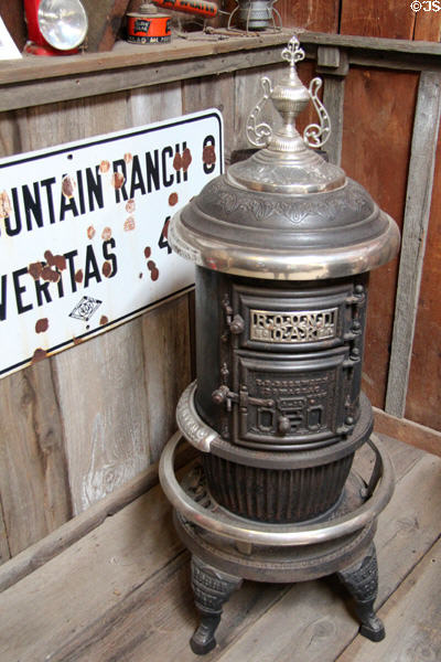 Round Oak (Dowagiac MI) wood burning heating stove at Red Barn Museum. San Andreas, CA.