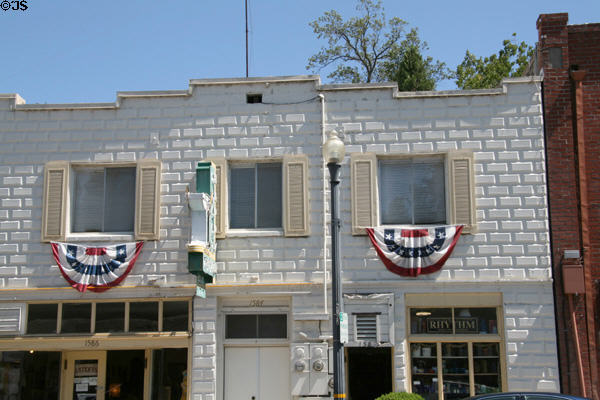 Heritage commercial buildings 1586-2 Lincoln Way. Auburn, CA.