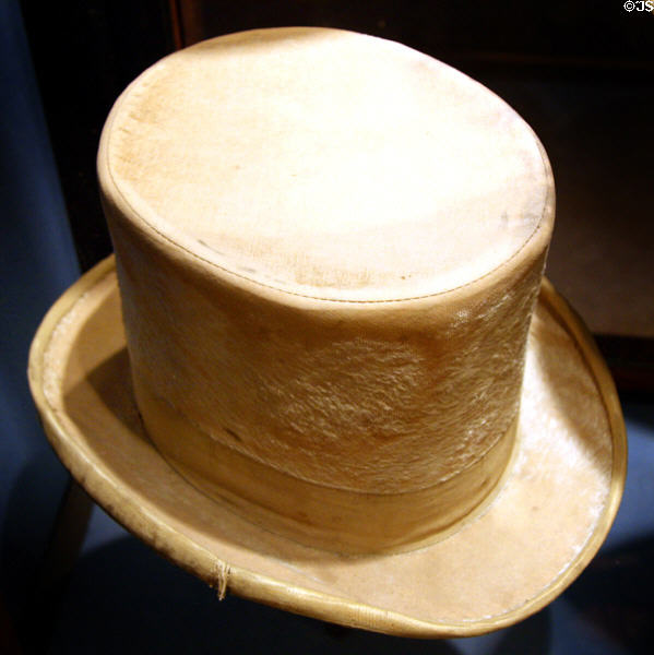 Beaver felt top hat (c1840) at Siskiyou County Museum?. Yreka, CA.