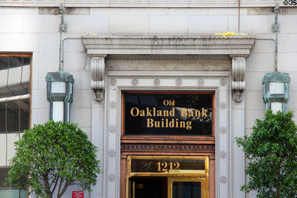 Oakland Bank Building portal (1212 Broadway). Oakland, CA.
