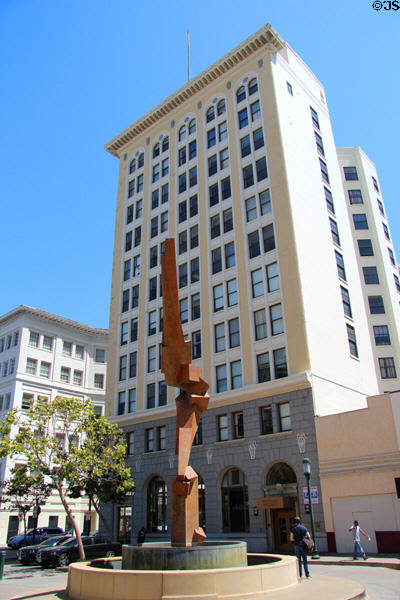 Westlake Building (1913) (350 Frank H. Ogawa Plaza) (11floors). Oakland, CA.