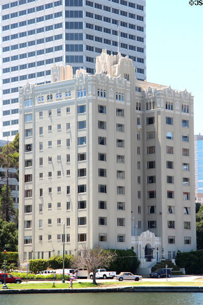 Bechtel Building (1926) (244 Lakeside Dr.) (12-floor). Oakland, CA. Style: Beaux Arts. Architect: Maury Diggs.