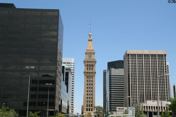 Daniels & Fisher Tower flanked by modern buildings of Arapahoe Street. Denver, CO.