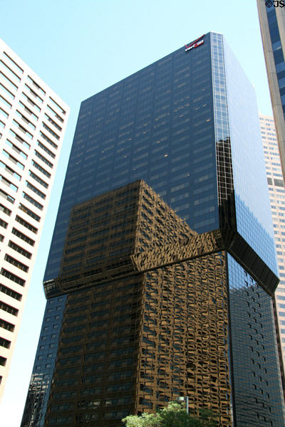 707 17th Street (Marriott City Center & Verizon) (1981) (42 floors) (707 17th St.). Denver, CO. Architect: Hellmuth, Obata & Kassabaum.