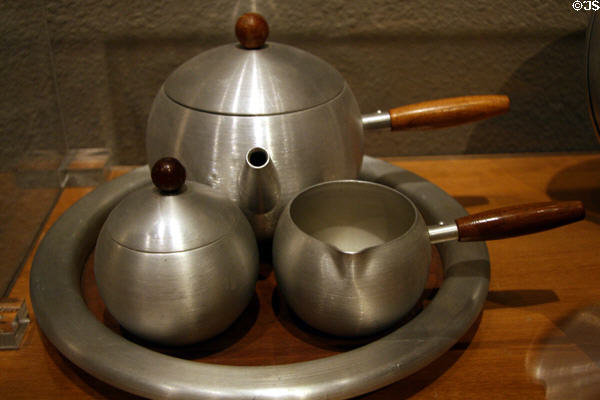 Spun aluminum coffee set (1931) by Russel Wright at Kirkland Museum. Denver, CO.