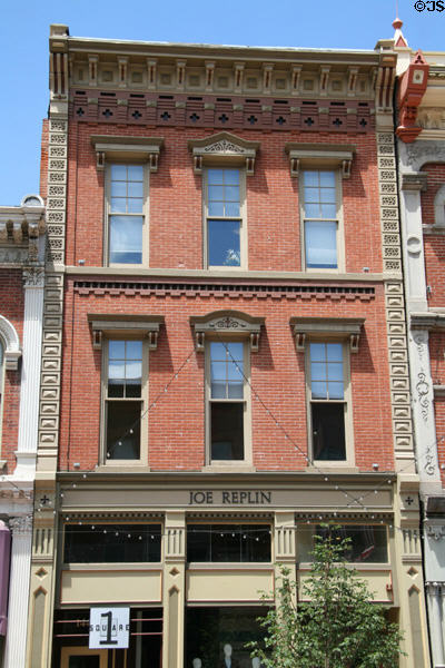 Italianate building (1441 Larimer Square). Denver, CO.