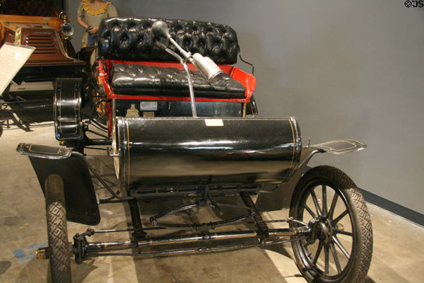 Oldsmobile Runabout Model 6C (1904), America's first auto produced in quantity at Forney Museum. Denver, CO.