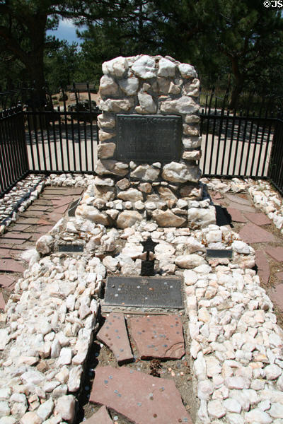 Grave of William Frederick Cody (1846-1917) & his wife Louisa Maud Cody (1844-1921) at Buffalo Bill Museum & Grave. Lookout Mountain, CO.