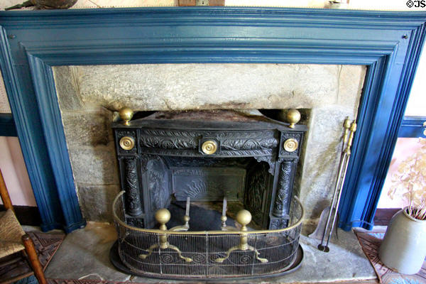 Parlor fireplace with metal liner at Thomas Griswold House. Guilford, CT.
