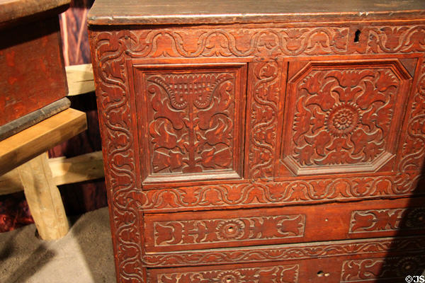 Oak & pine chest (c1680) prob. from Hartford at Connecticut Historical Society. Hartford, CT.