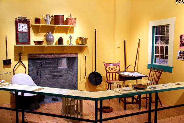 Display of kitchen objects (1820-65) at Connecticut Historical Society. Hartford, CT.