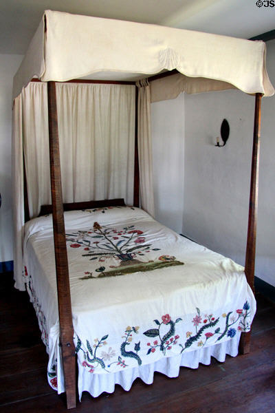 Canopied bed with embroidered bedspread at Phelps-Hathaway House. Suffield, CT.