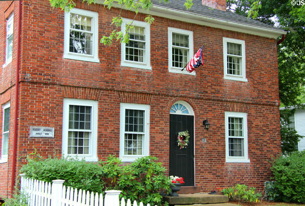 Robert Robbins House (c1800) (132 Broad St.). Wethersfield, CT. Style: Federal. Architect: James Francis.