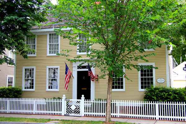 Dr. Ezra Mather House (1815) (37 Main St.). Essex, CT.
