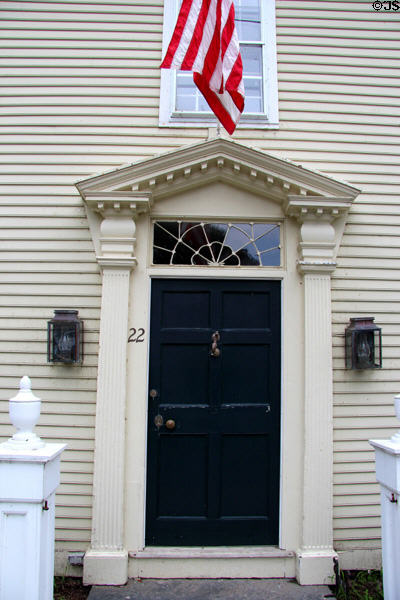 Jesse Murray House (1805) (22 Main St.). Essex, CT.