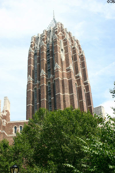 Yale Hall of Graduate Studies 14-story tower (1932). New Haven, CT. Style: Gothic. Architect: James Gamble Rogers.