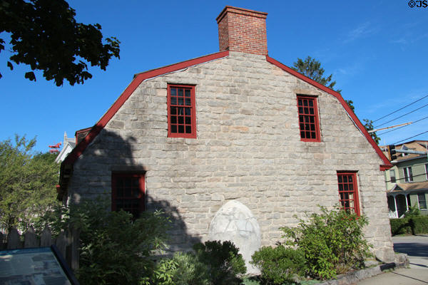 Beehive oven on hipped end of Nathaniel Hempstead House (1759). New London, CT.