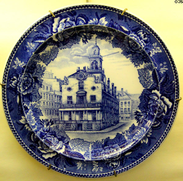Wedgwood American View commemorative plate (c1895-1910) of Old State House in Boston at Monument House Museum. Groton, CT.