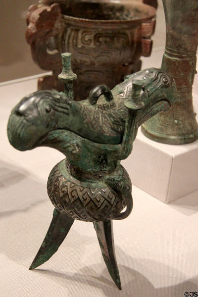 Chinese bronze wine vessel (Jue) (13th-11thC BCE, Shang dynasty) at Yale University Art Gallery. New Haven, CT.