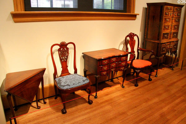 Curved line furniture with cabriole legs/ ball & claw feet (mid 18thC) display at Yale University Art Gallery. New Haven, CT.