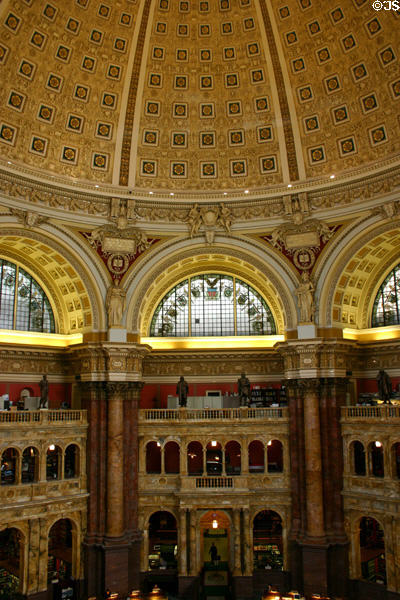 Round great hall of Library of Congress. Washington, DC.