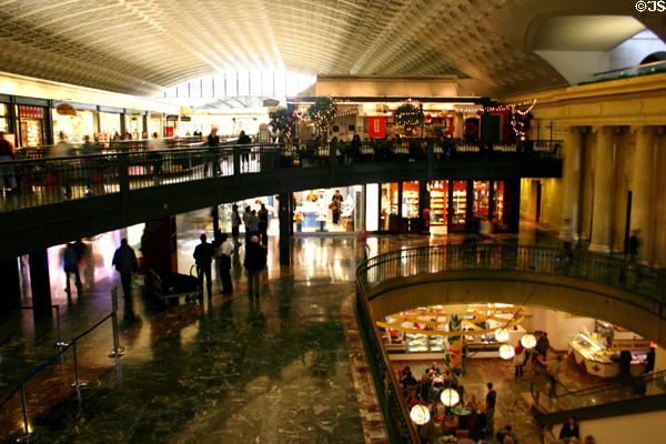 Union Station mall interior converted 1988. Washington, DC. Architect: Benjamin Thompson & Ass..