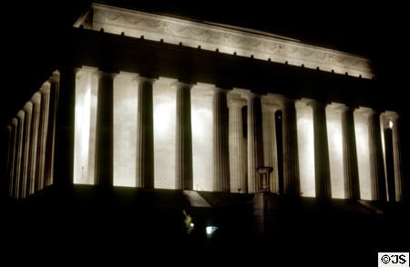 Lincoln Memorial at night. Washington, DC.