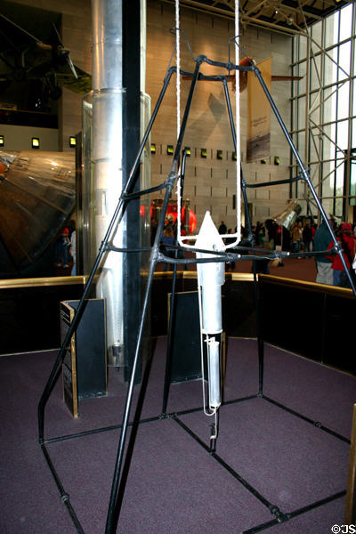 Replica of Robert H. Goddard's rocket (1926) in Air & Space Museum. Washington, DC.