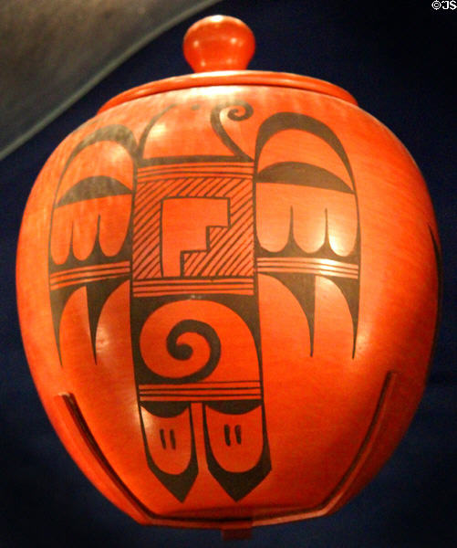 Ceramic cookie jar with bird design (1964) by Sadie Adams of Hopi, AZ at National Museum of the American Indian. Washington, DC.