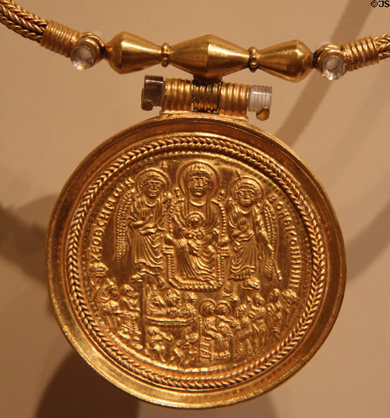 Early Byzantine gold medallion with Baptism of Christ (6thC) at Dumbarton Oaks Museum. Washington, DC.