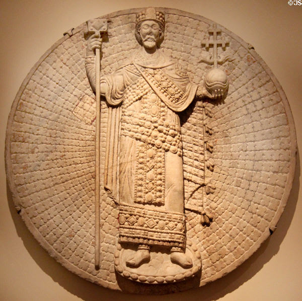 Middle Byzantine marble roundel with Emperor John II Komnenos (c1110-8) at Dumbarton Oaks Museum. Washington, DC.