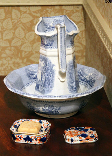 with Pearlware pitcher & basin (1835-53) by C.&W.K. Harvey of London in Illinois period bedroom (1840s) at DAR Memorial Continental Hall. Washington, DC.