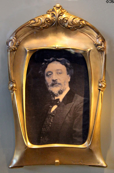 Picture frame (1907) by Hector Guimard with image of the French architect at Smithsonian Castle. Washington, DC.