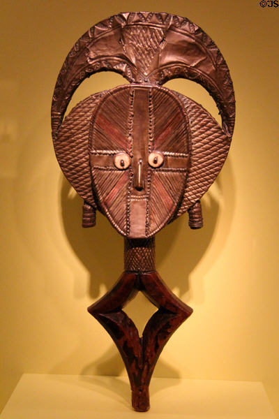 Wood reliquary guardian figure (late 19th or early 20thC) by Kota peoples of Gabon at National Museum of African Art. Washington, DC.