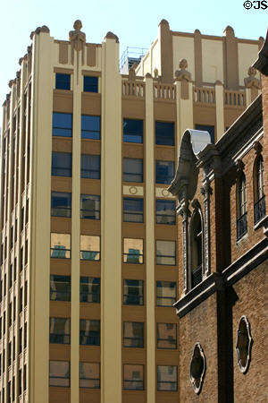 Huntington Building (1925) (168 SE 1st St.). Miami, FL. Architect: Louis Kamper with Pfeiffer & O'Reilly. On National Register.