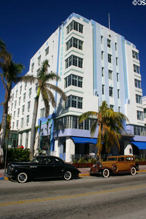 Park Central Hotel (1937) (640 Ocean Dr.). Miami Beach, FL. Style: Art Deco. Architect: Henry Hohauser.