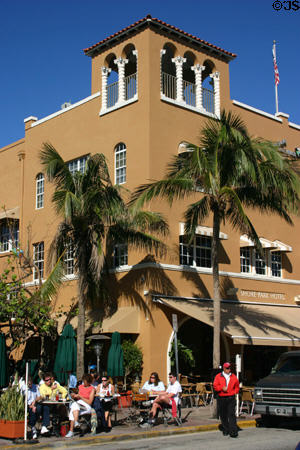 Shore Park Hotel (820 Ocean Dr.). Miami Beach, FL.