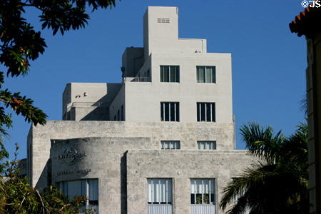 Universal Music Building (1425 Collins Av. at Lincoln Road pedestrian mall). Miami Beach, FL.