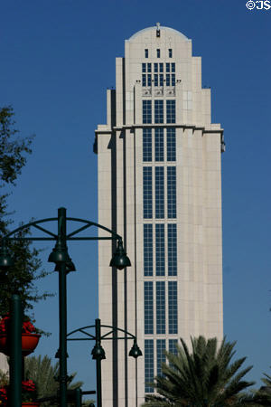 Orange County Courthouse (1997) (24 floors) (425 North Orange Ave.). Orlando, FL. Architect: HLM Design.