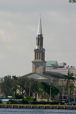 First Baptist Church (1934) (1101 S. Flagler Dr). West Palm Beach, FL.