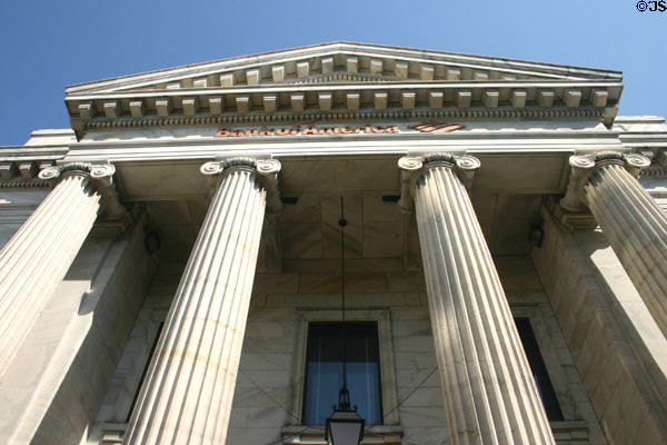 Columns of neoclassical Bank of America on Johnson Square. Savannah, GA.
