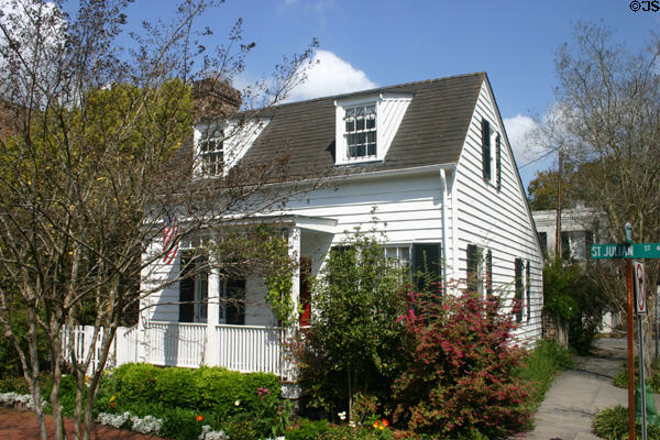 Oglethorpe cottage (St Julian & Price Sts. off Warren Square). Savannah, GA. Style: Saltbox.