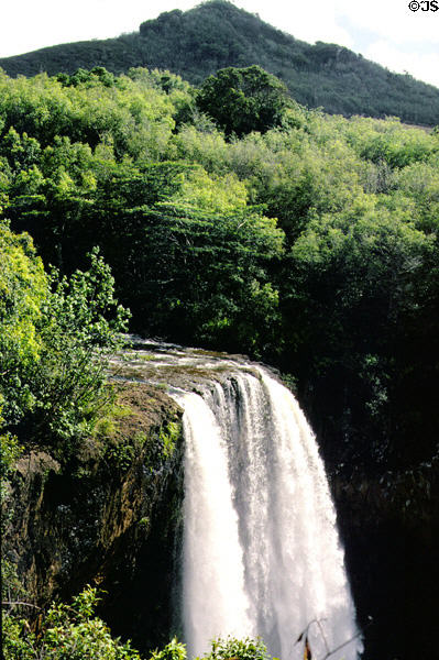 Wailuo Falls. Kauai, HI.